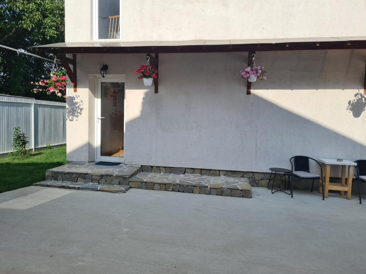 Luca'S Studio 3 ,Close To Therme Bucharest, Airport Otopeni Balotesti Esterno foto