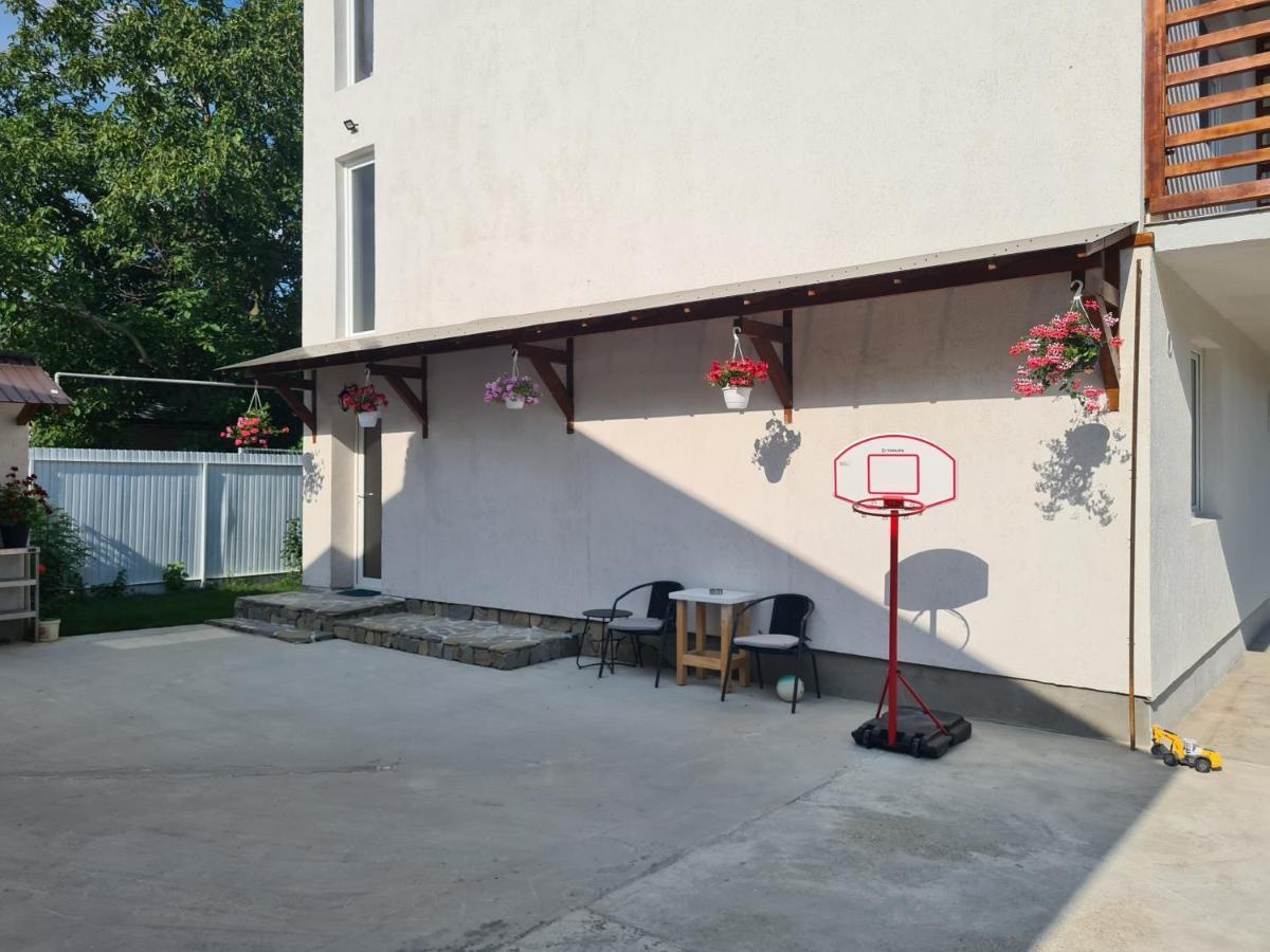 Luca'S Studio 3 ,Close To Therme Bucharest, Airport Otopeni Balotesti Esterno foto